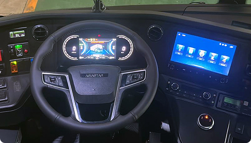 15.6寸超大液晶屏