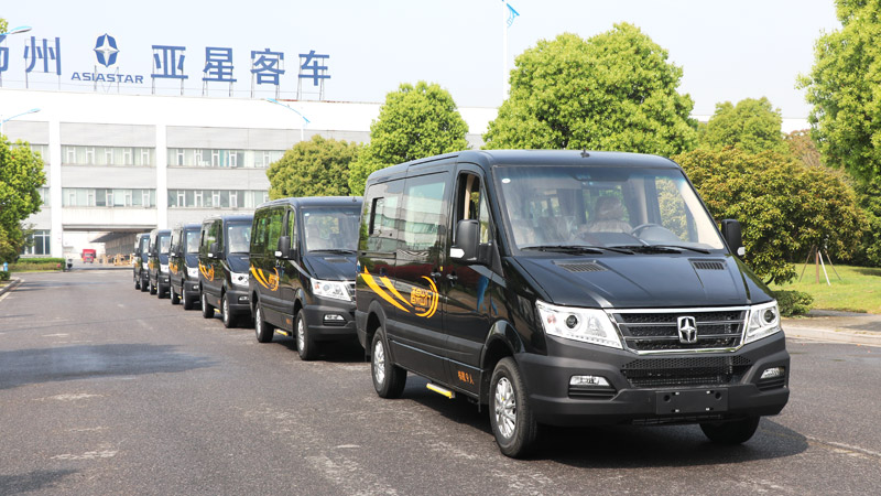 甘肃酒泉汽运集团购买9座车用于酒泉出行