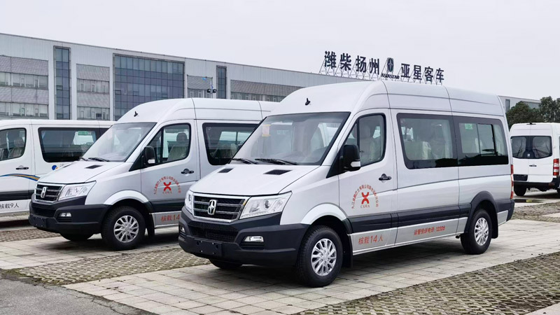 江西九江金鹏巴士购买14座欧睿
