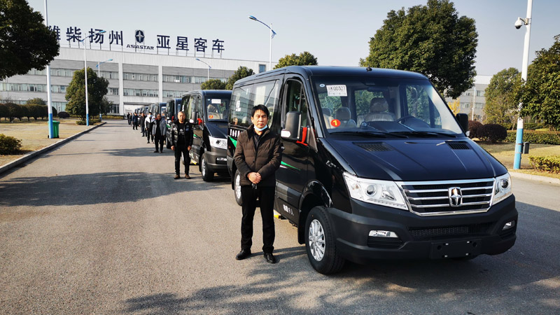 湖北京山购买9座亚星用于京山-武汉定制客运